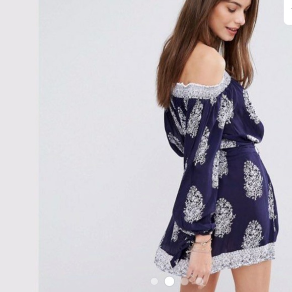 Faithful off the shoulder navy/white mini dress - Picture 6 of 8